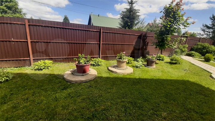 Дом 156,7 м² на участке 15 сот.