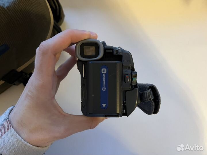 Видеокамера sony DCR-TRV33E