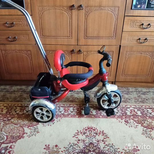 Трехколесный велосипед