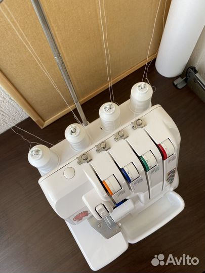 Оверлок для швейной машины