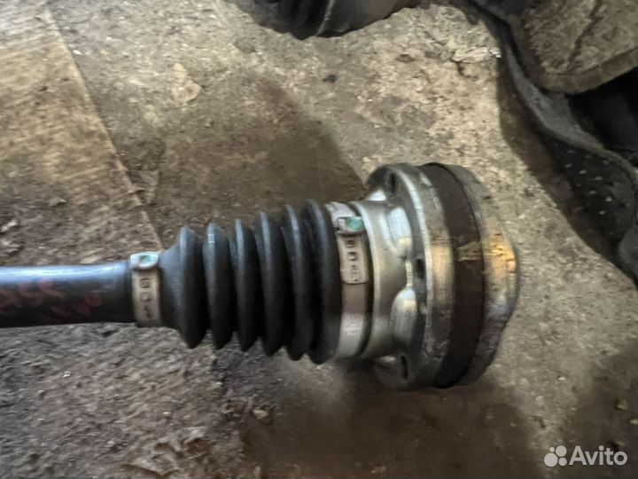 Привод перед левый passat б7-сс-б6
