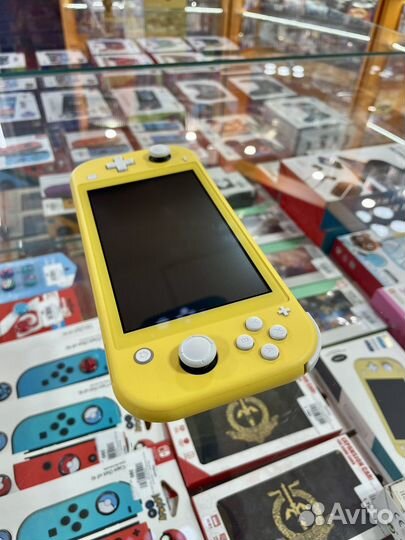 Nintendo Switch Lite (Yellow) 128gb + игры б/у