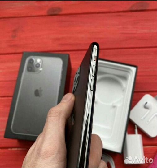 iPhone 11 Pro, 64 ГБ