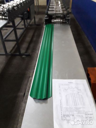 Станок для производства металлического штакетника