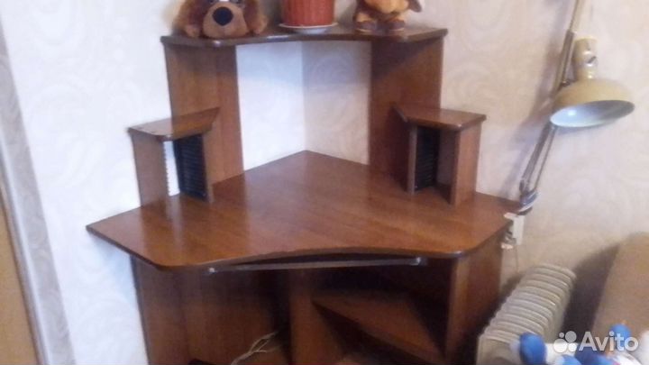 Компьютерный стол