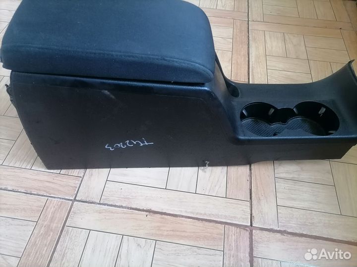 Подлокотник пассат б5