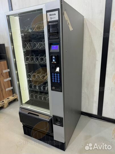 Снековый автомат Necta в наличии
