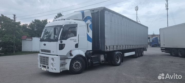 Полуприцеп тентованный Krone SDP27, 2013