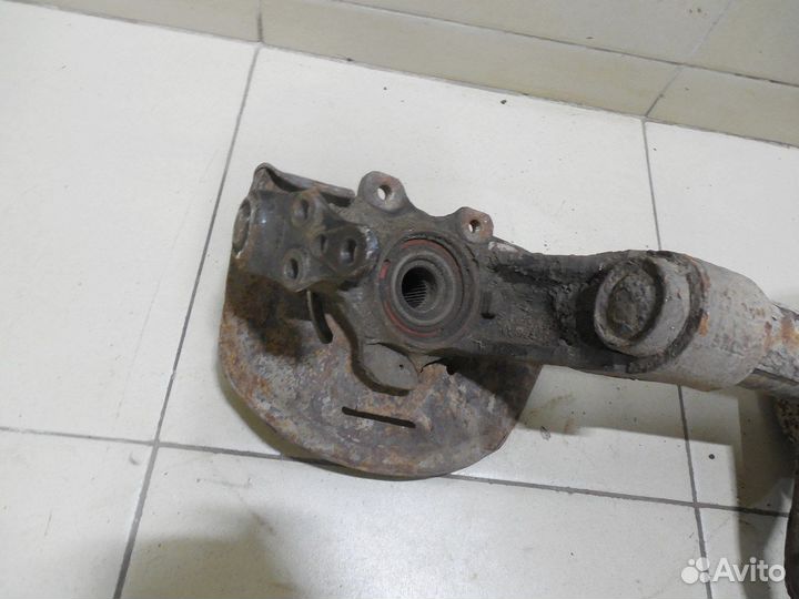 Кулак поворотный передний правый Nexia 1995-2016