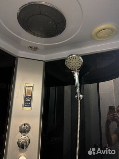 Душевая кабина 90х90 угловая