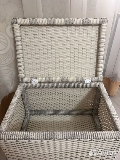 Сундук из ротанга