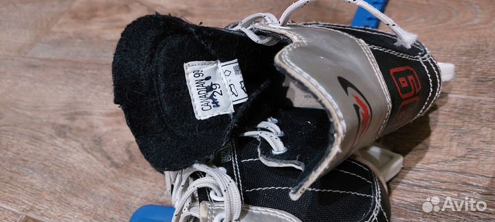 Коньки хоккейные 29 размер Canadian 99