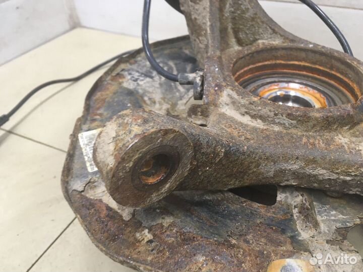 Кулак поворотный передний левый emgrand X7 2013