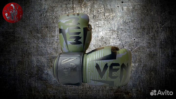 Боксерские перчатки Venum Elite