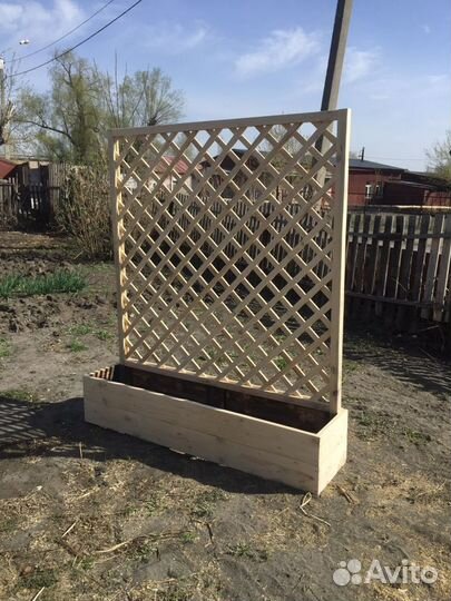 Шпалера деревянная