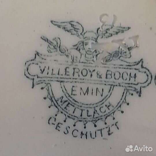 Антикварный соусник от Виллерой и Бох