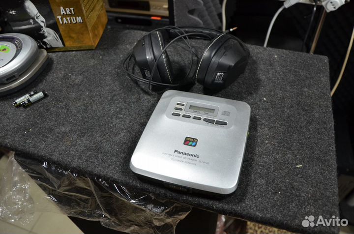 CD & VCD плеер Panasonic SL-VP30 + наушники
