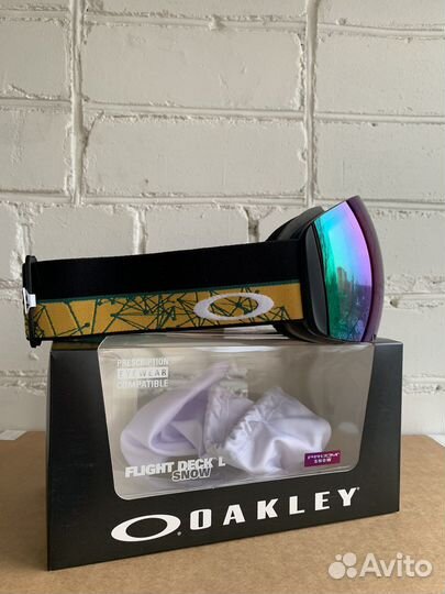 Горнолыжная маска Oakley Flight Deck