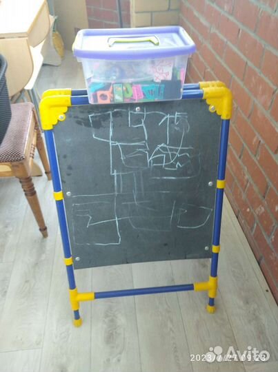 Доска для рисования.Мольберт детский