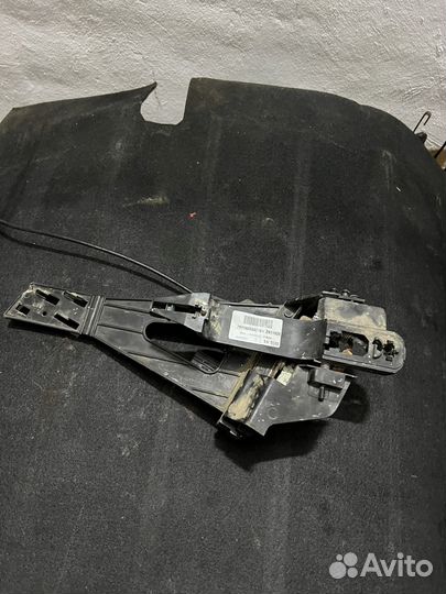 Замок задний левый Ford Fusion рестайлинг