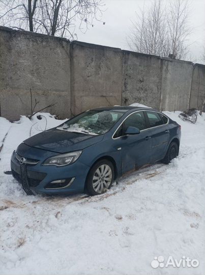 Крыло заднее правое Opel Astra J A16XER 2013