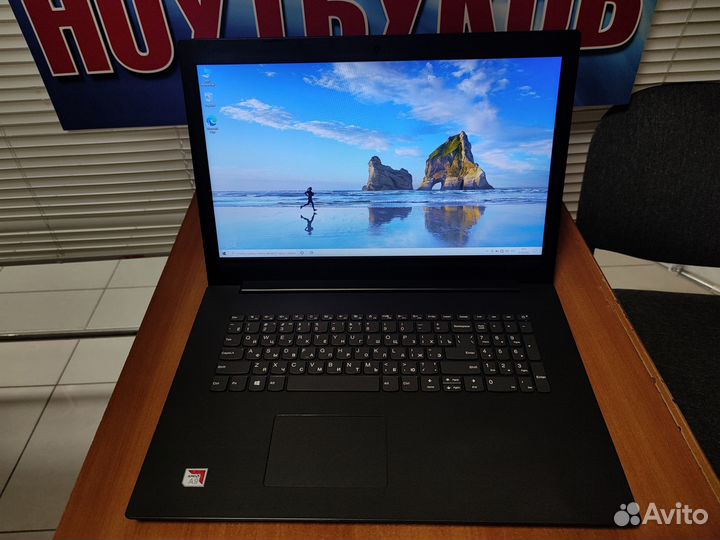 Ноутбук Lenovo / 17 дюймов / ssd / 1tb / 8gb