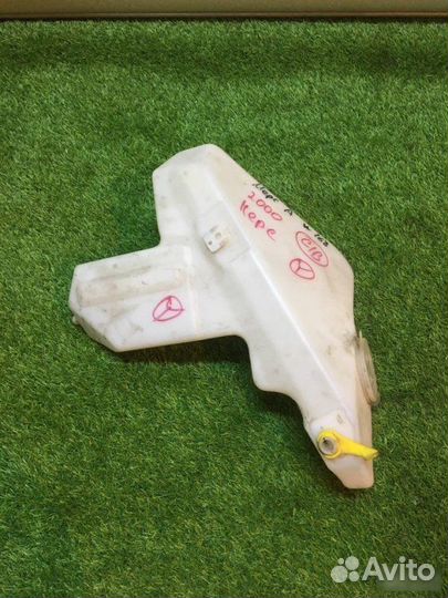 Бачок омывателя лобового стекла Mercedes-Benz W168