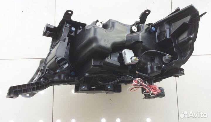 Land Cruiser 200 2016+ Фары Оптика Штатная B6ZB6