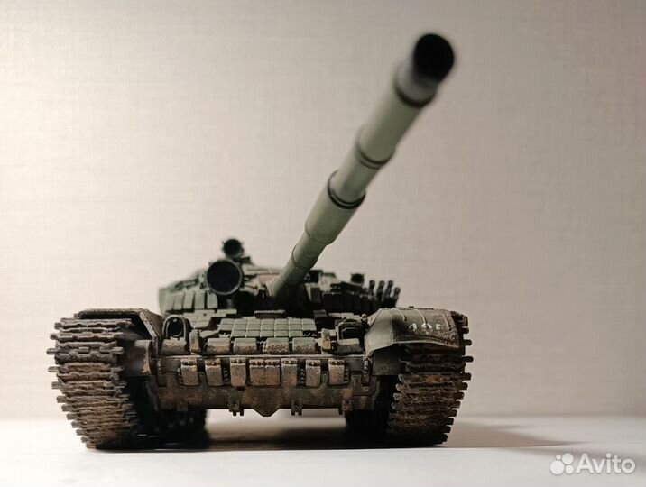 Модель танка Т-72Б