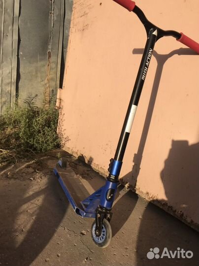 Самокат трюковой