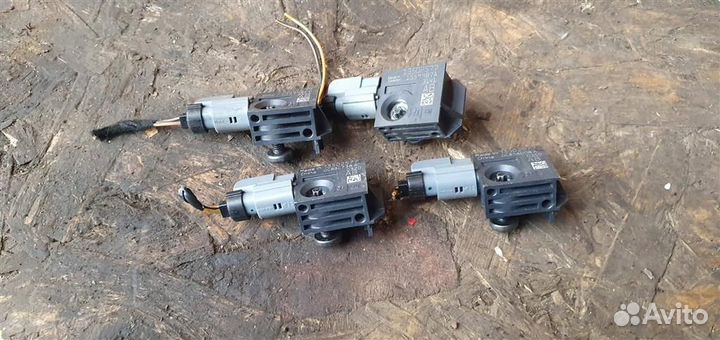 Датчик AIR BAG Opel Astra J 2010-2017