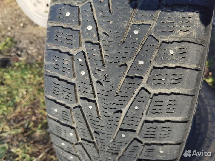 Nokian Tyres Hakkapeliitta 7 SUV 235/60 R18