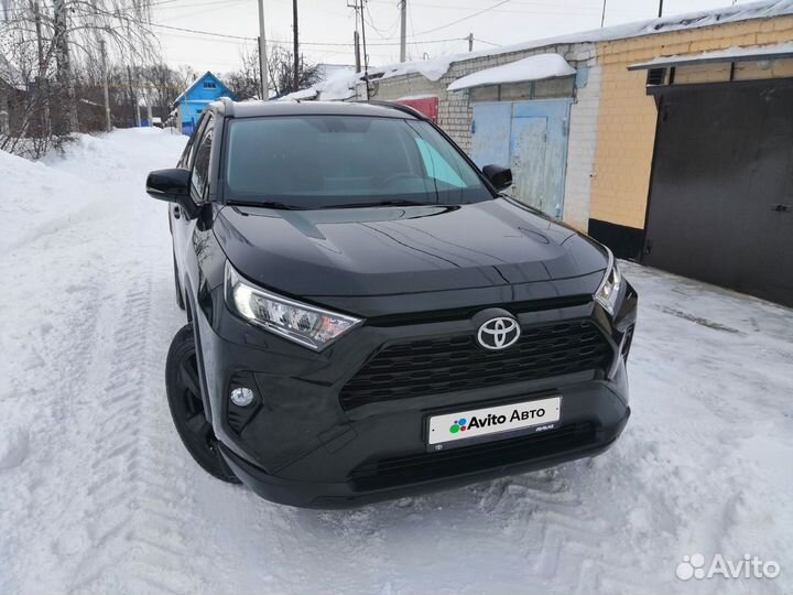 Toyota RAV4 2.5 AT, 2021, 90 000 км