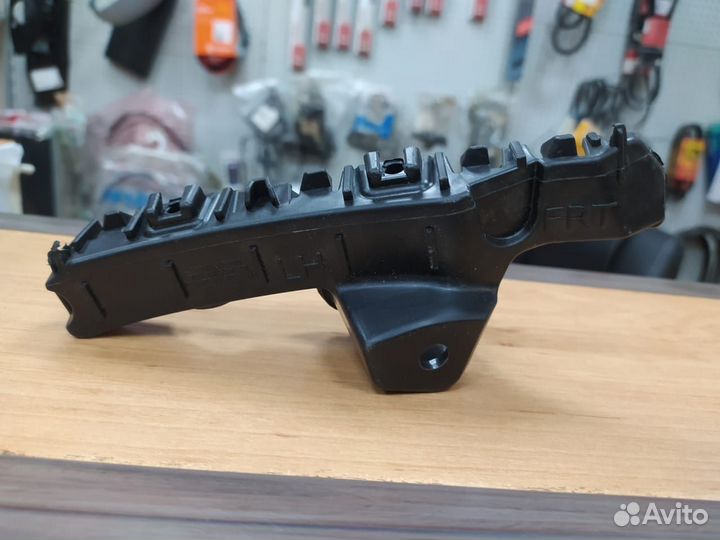 Кронштейн бампера пер L solaris II