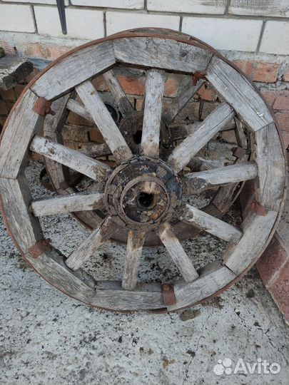Колесо от телеги