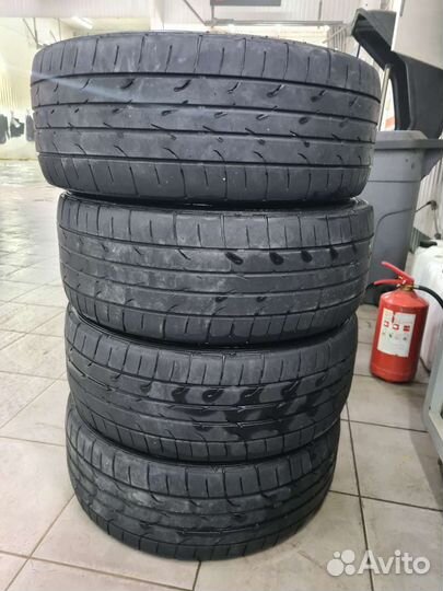 Dunlop Direzza DZ102 215/45 R17