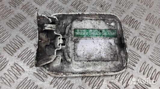 Лючок бака audi 80 B4 (9SE04IC01)