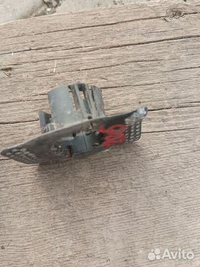 Дежатель парктроника бампера Mercedes-Benz C-Class