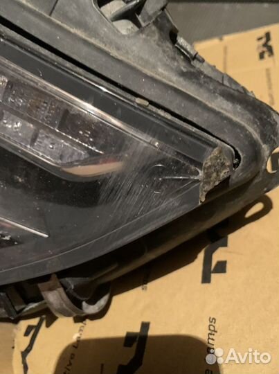 Фарa правая на mercedes w222