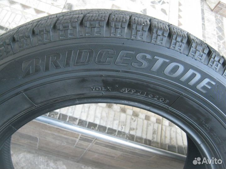 Зимняя резина185/65/15 bridgestone blizzak VRX