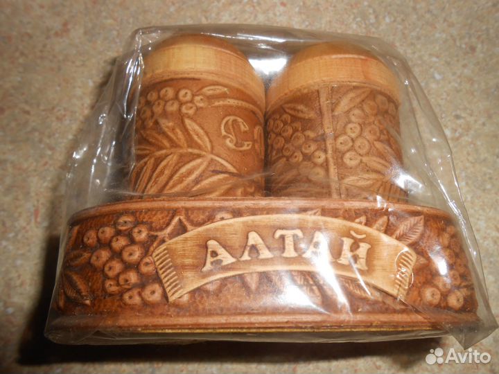 Солонка и перечница.Береста