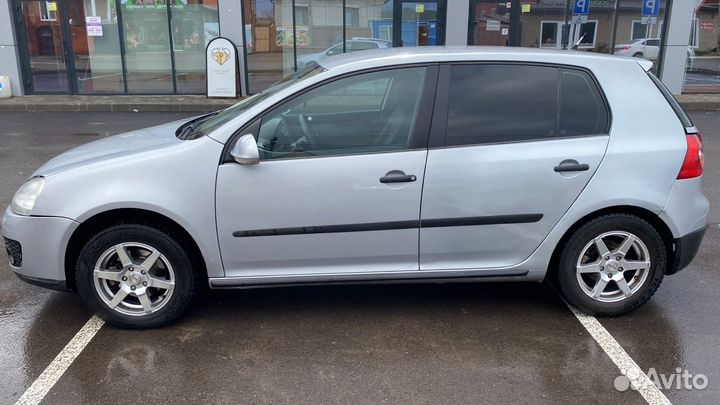 Volkswagen Golf 1.6 AT, 2007, 273 100 км