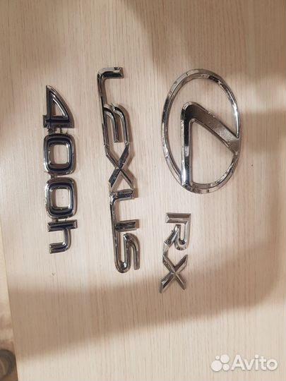 Эмблемы Lexus rx400h