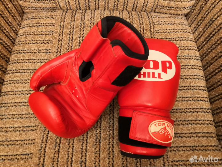 Боксерские перчатки