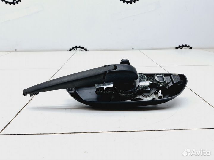 Поводок стеклоочистителя заднего Toyota Highlande