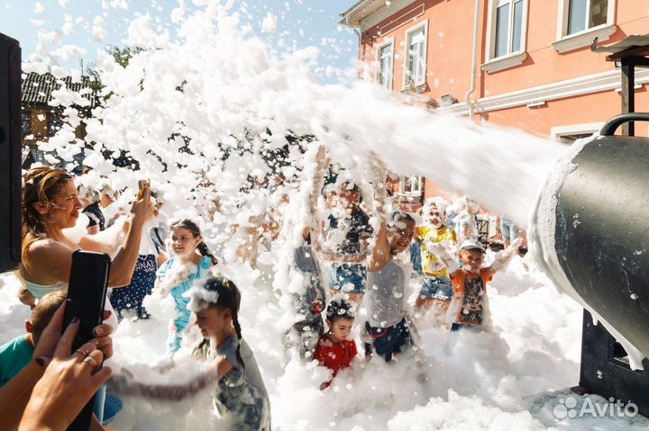 Пенная вечеринка, пенная пушка, дискотека