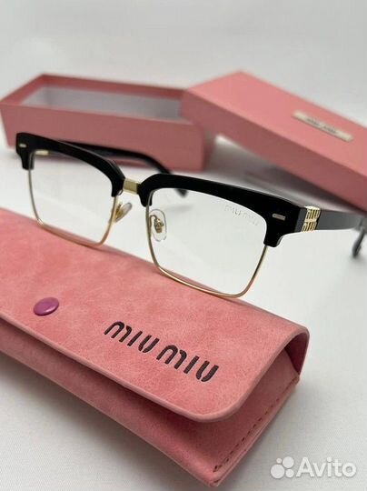 Солнцезащитные очки miu-miu