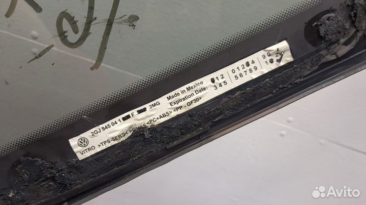 Стекло кузовное боковое левое заднее Volkswagen Taos