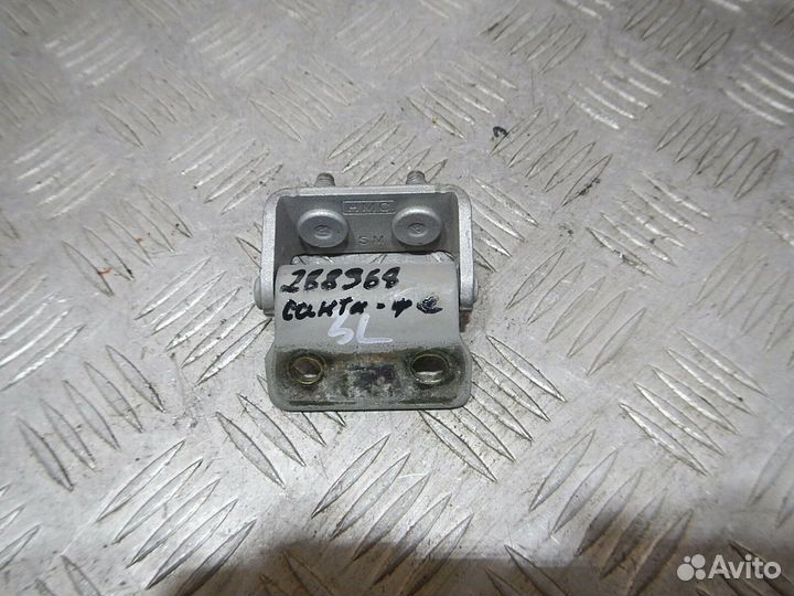 Петля двери/крышки багажника Hyundai Santa Fe