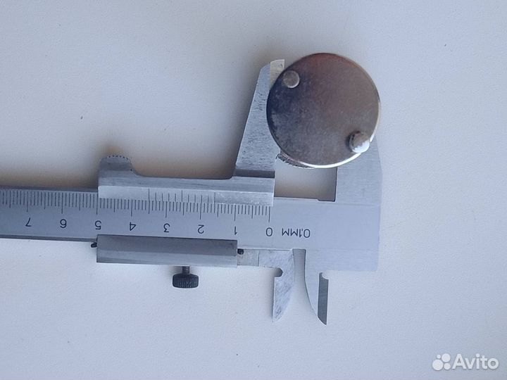 Глазок дверной гд со шторкой